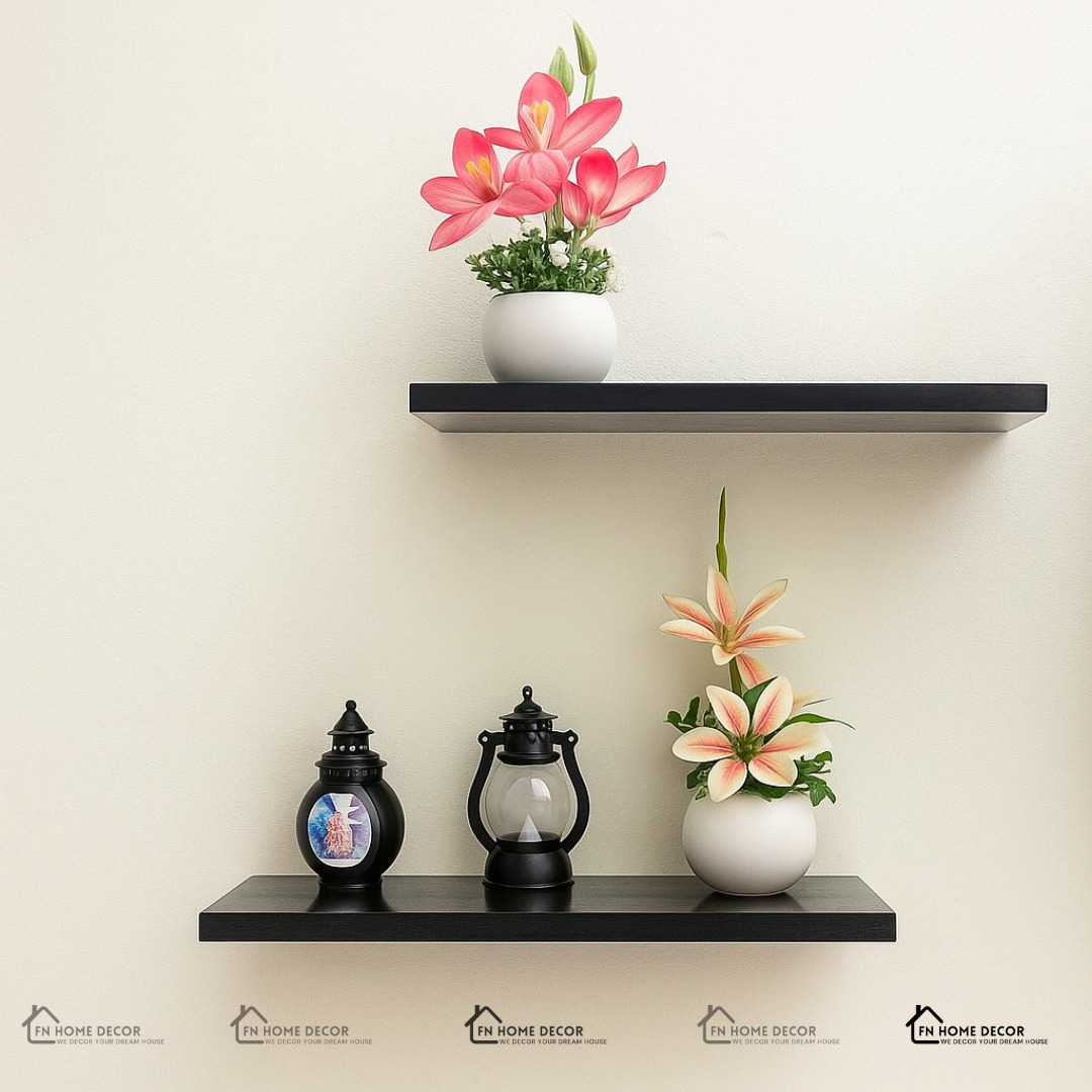 উচ্চমানের MDF বোর্ড — টেকসই ও দীর্ঘস্থায়ী 🔧 সাথে থাকছে: ওয়াল ক্ল্যাম্প, রয়্যাল ফ্ল্যাগ, স্ক্রু ও প্রয়োজনীয় অ্যাকসেসরিজ 🎨 ডিজাইন: মিনিমাল অথচ এলিগেন্ট — আপনার ঘরের সাথে একদম মানানসই